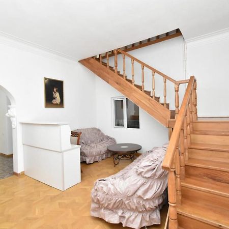 Guesthouses Opera Jerevan Eksteriør bilde