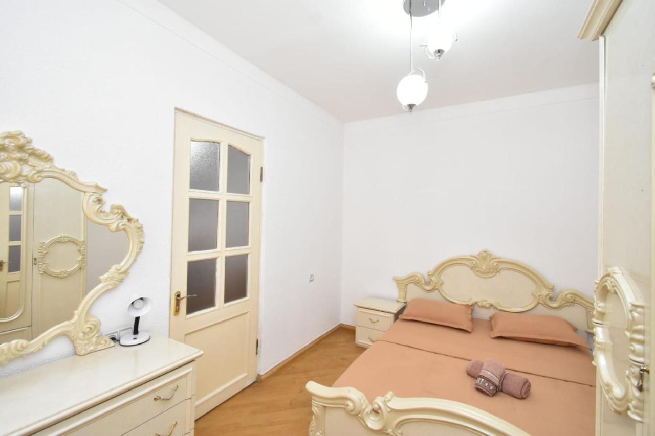 Guesthouses Opera Jerevan Eksteriør bilde