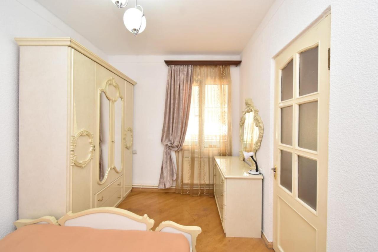 Guesthouses Opera Jerevan Eksteriør bilde